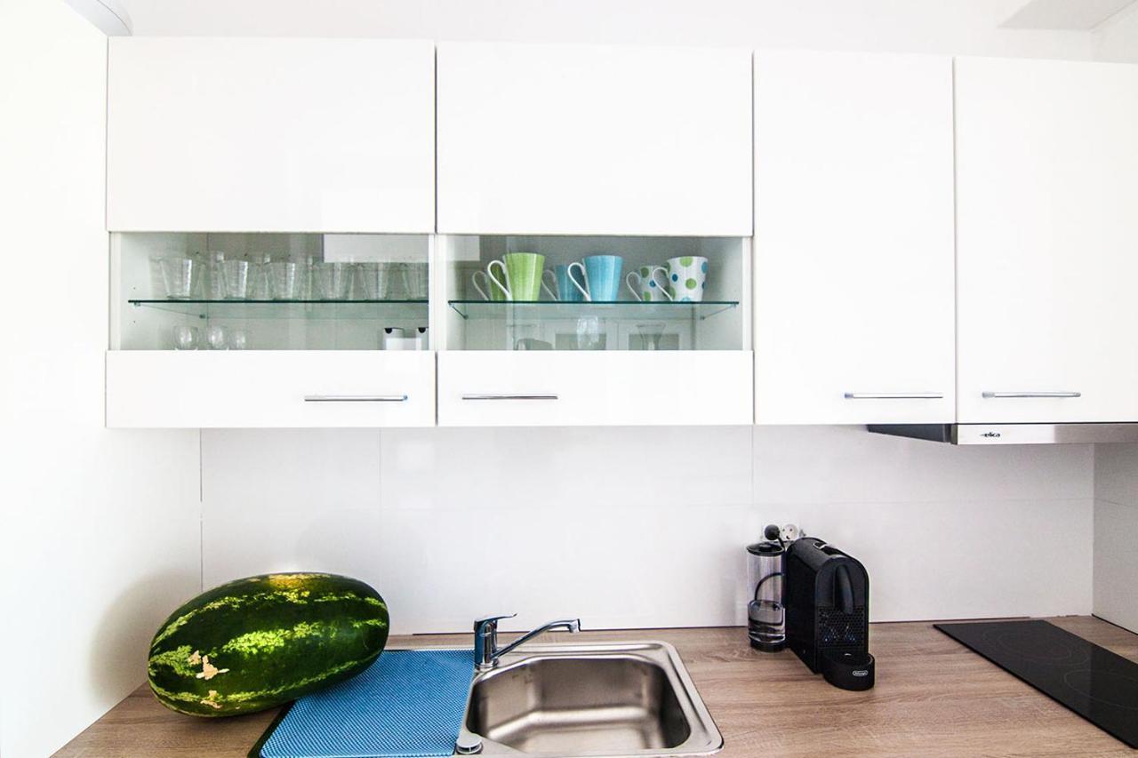 Apartments Atrium Blue Ražanac 外观 照片