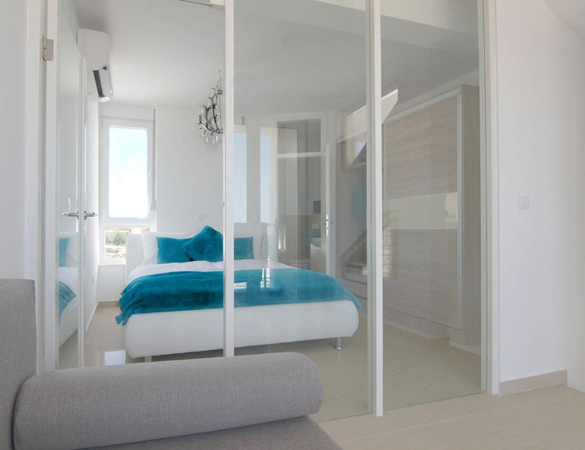 Apartments Atrium Blue Ražanac 外观 照片