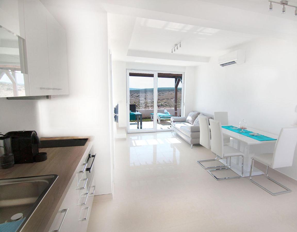 Apartments Atrium Blue Ražanac 外观 照片